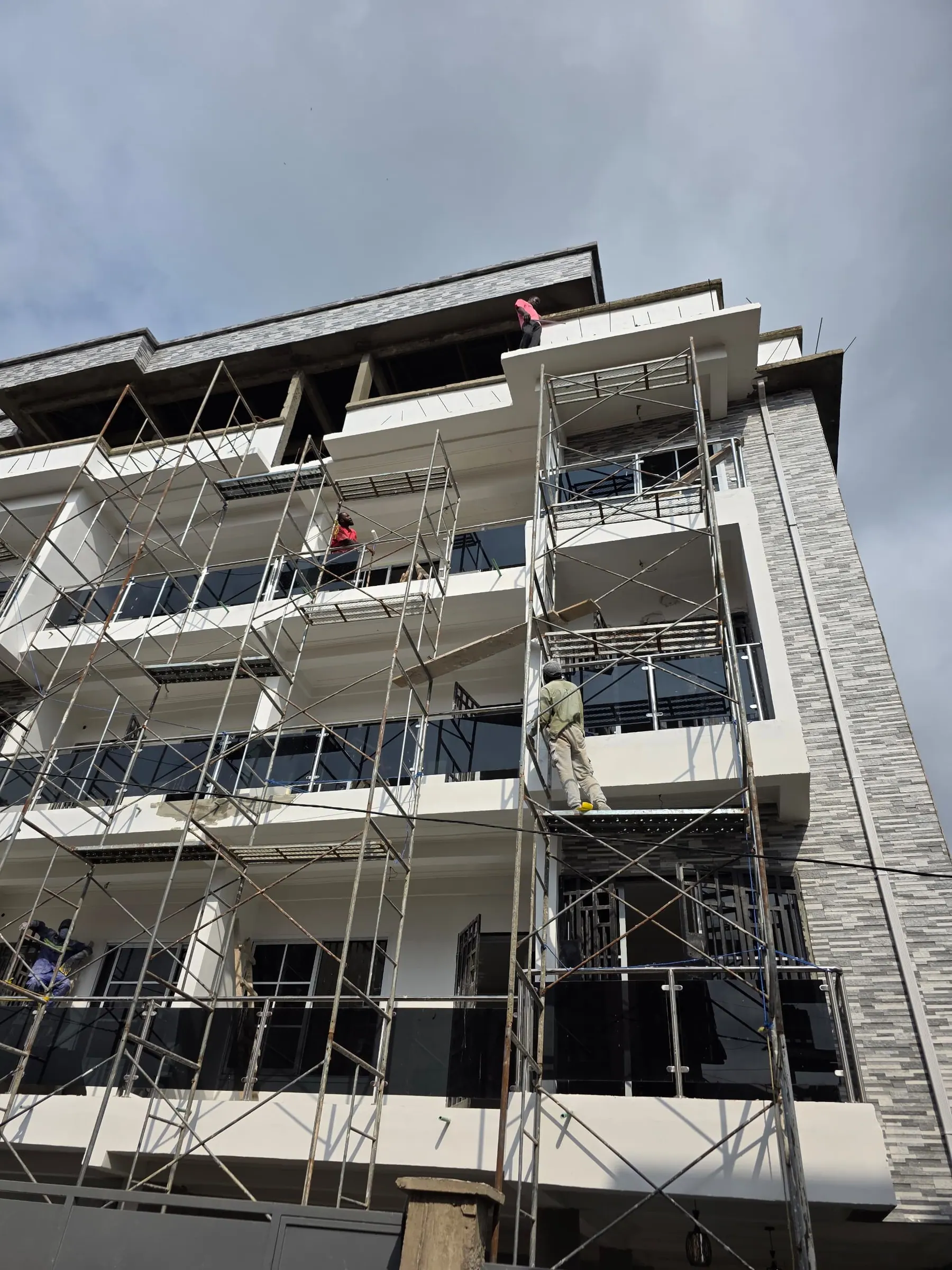 Ayuk Darlington G+5 Apartment gallery 7